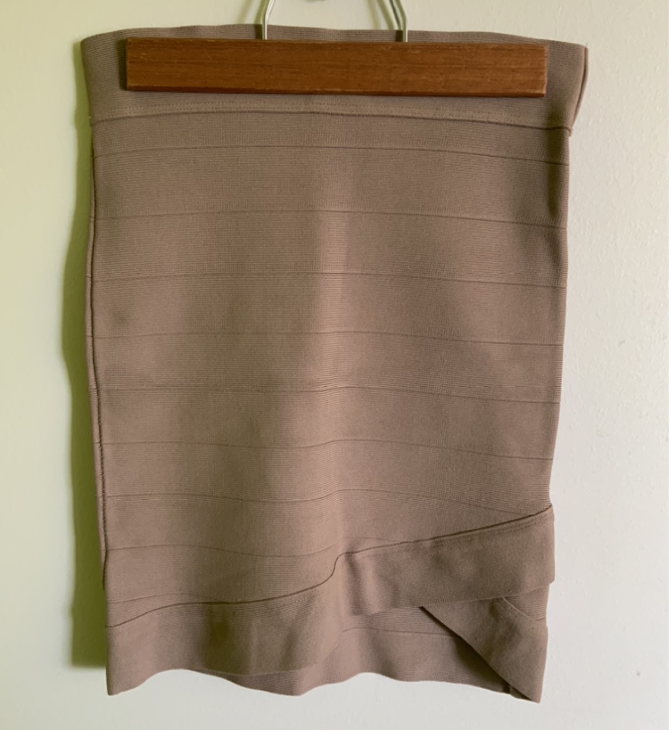 Beige Guess Skirt