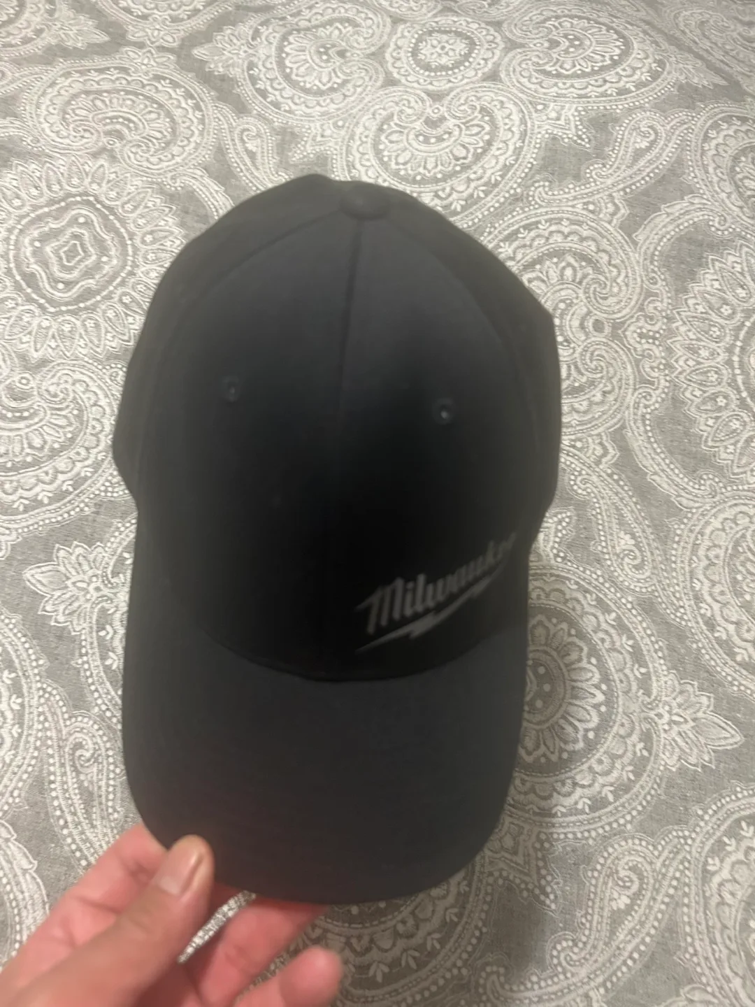 Milwaukee Flexfit L-XL Black Cap thumbnail