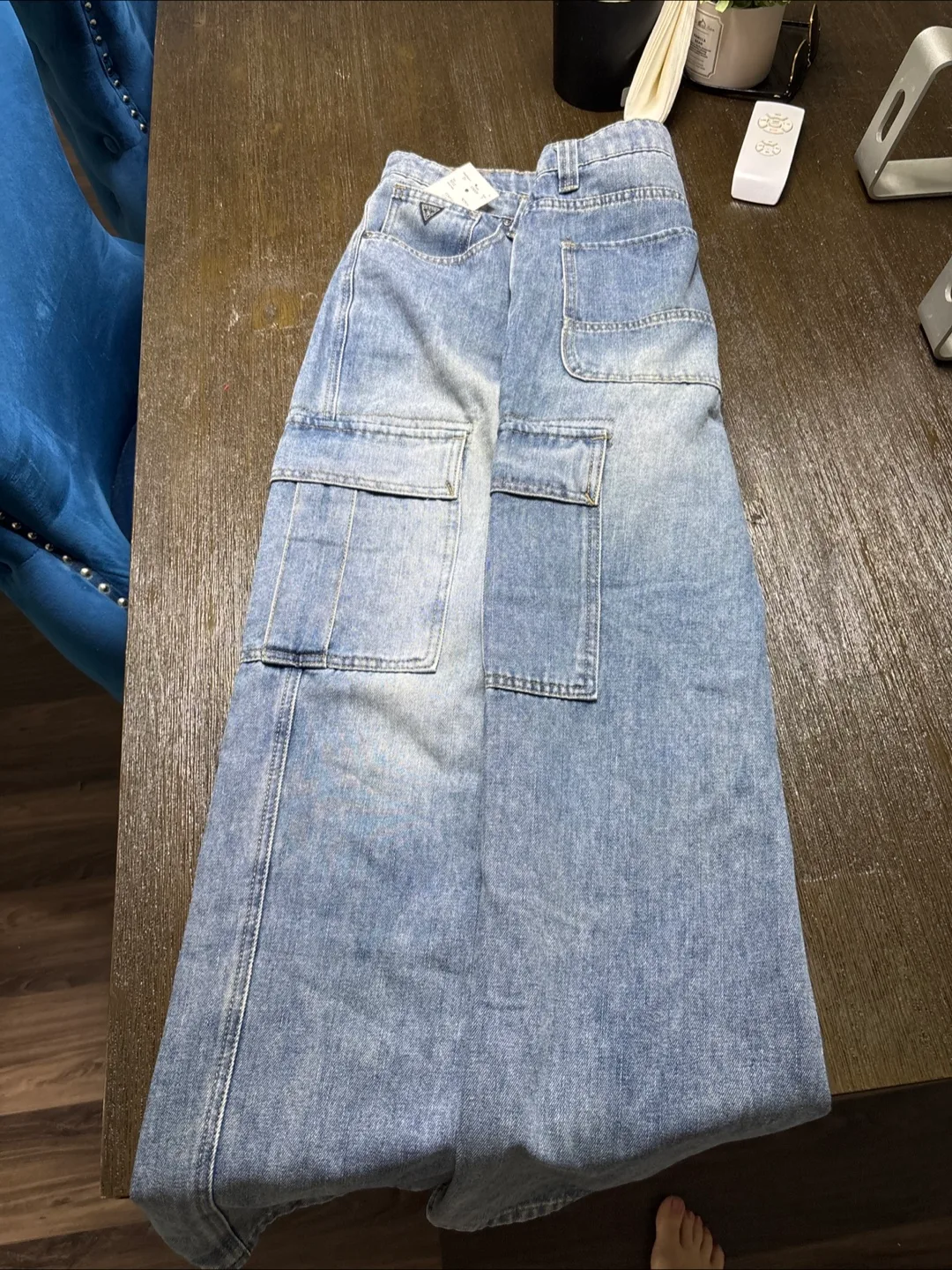 Brand NEW Guess Denim Carpenter Jeans relaxed fit sz  32x32 image indicator(3)