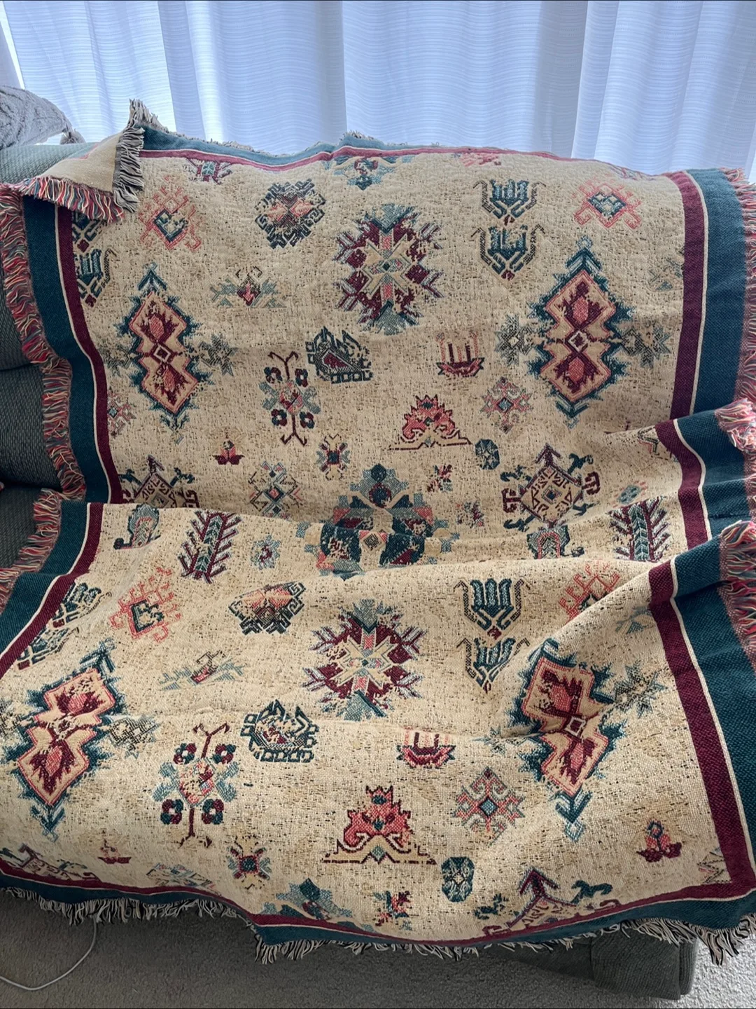 Cotton 🇨🇦Throw Blanket thumbnail