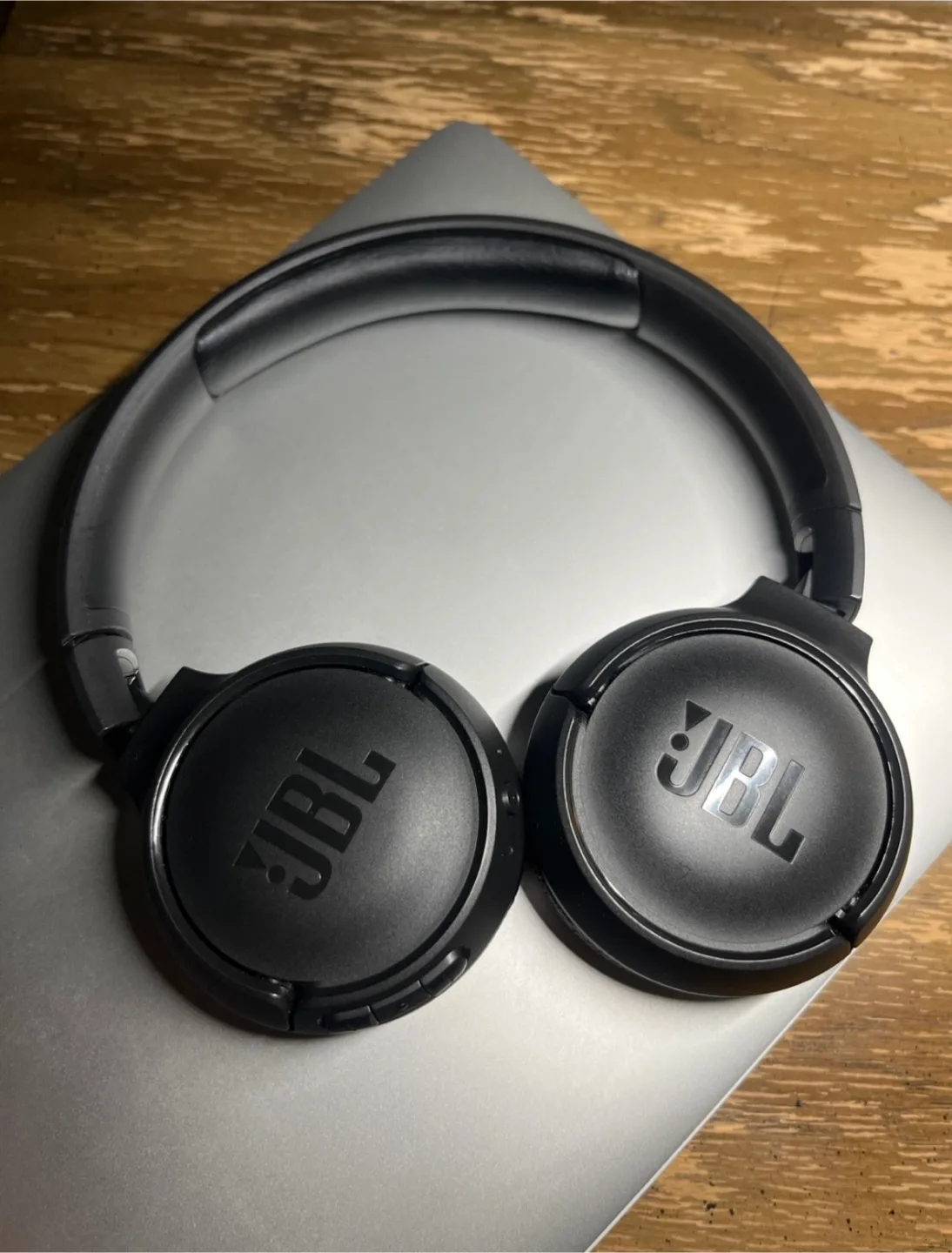 JBL Headphones - Black thumbnail