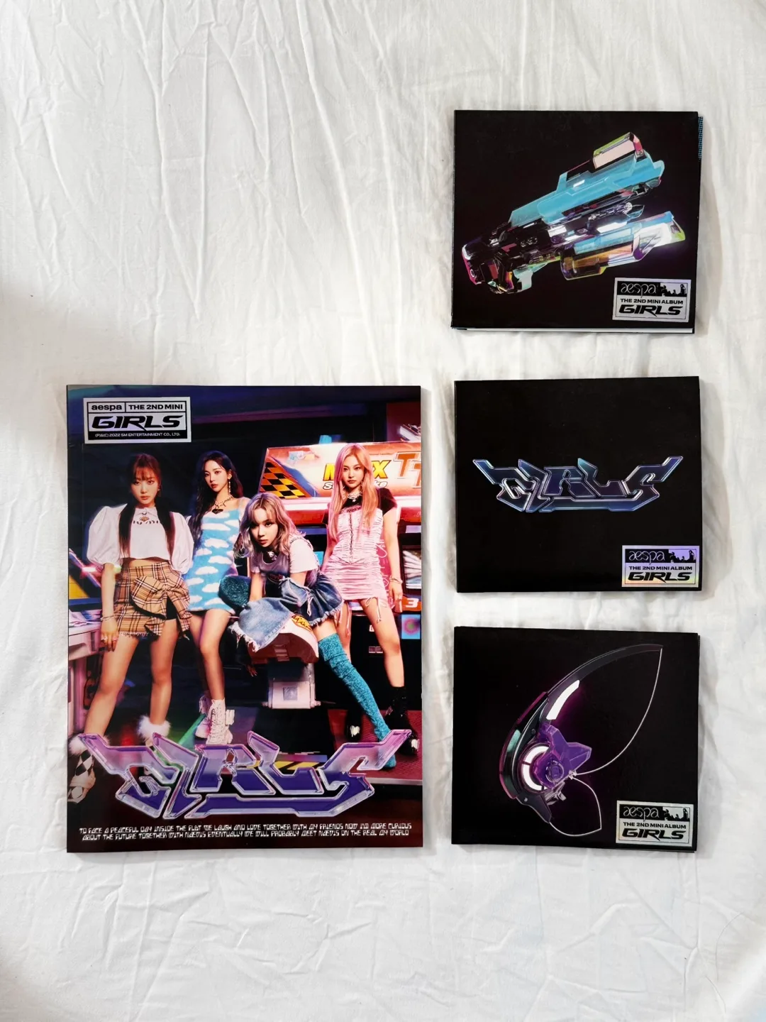 kpop AESPA - GIRLS (2nd Mini Album) REAL WORLD VER/ DIGIPACK thumbnail