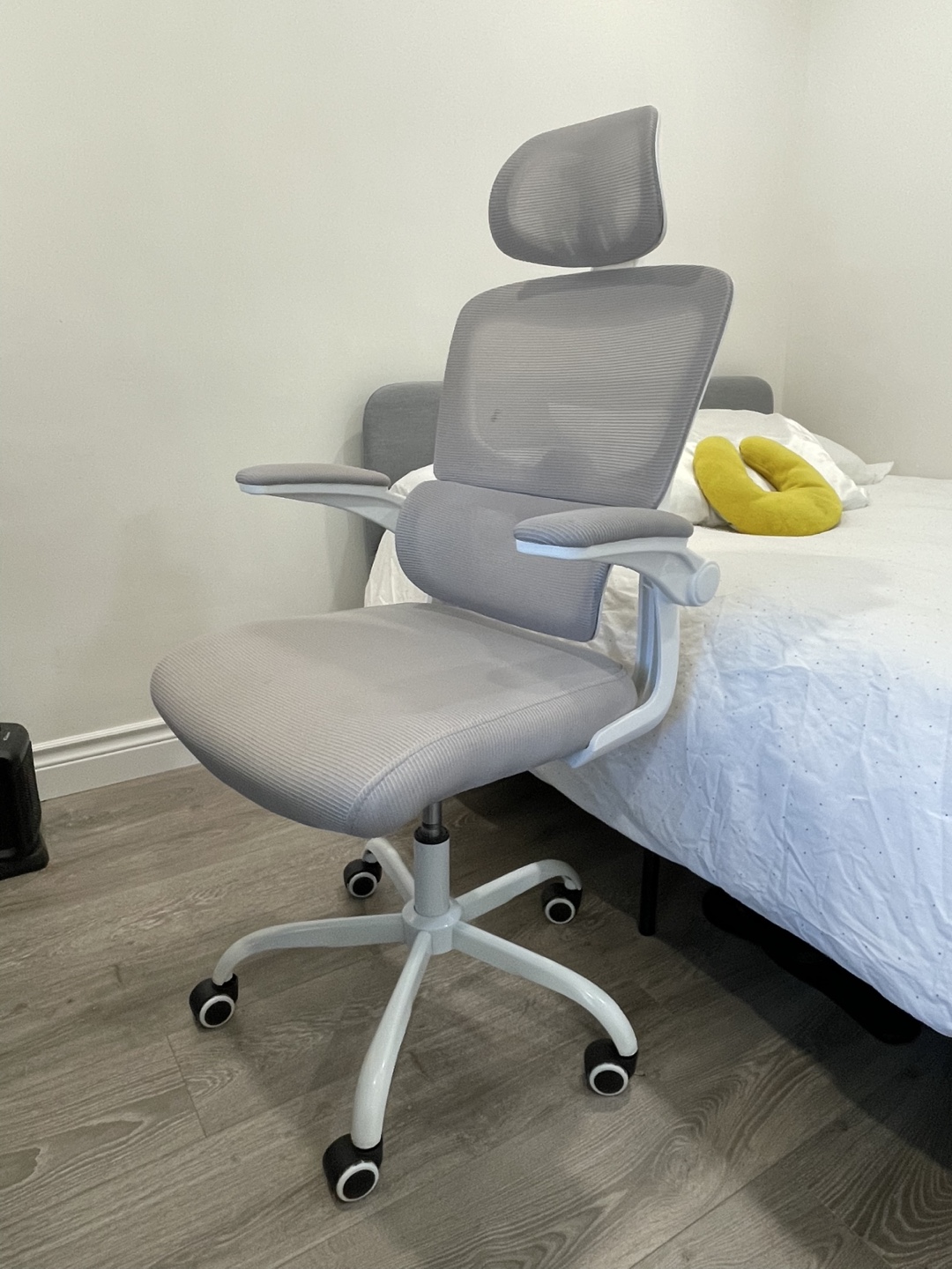 Ergonomic chair