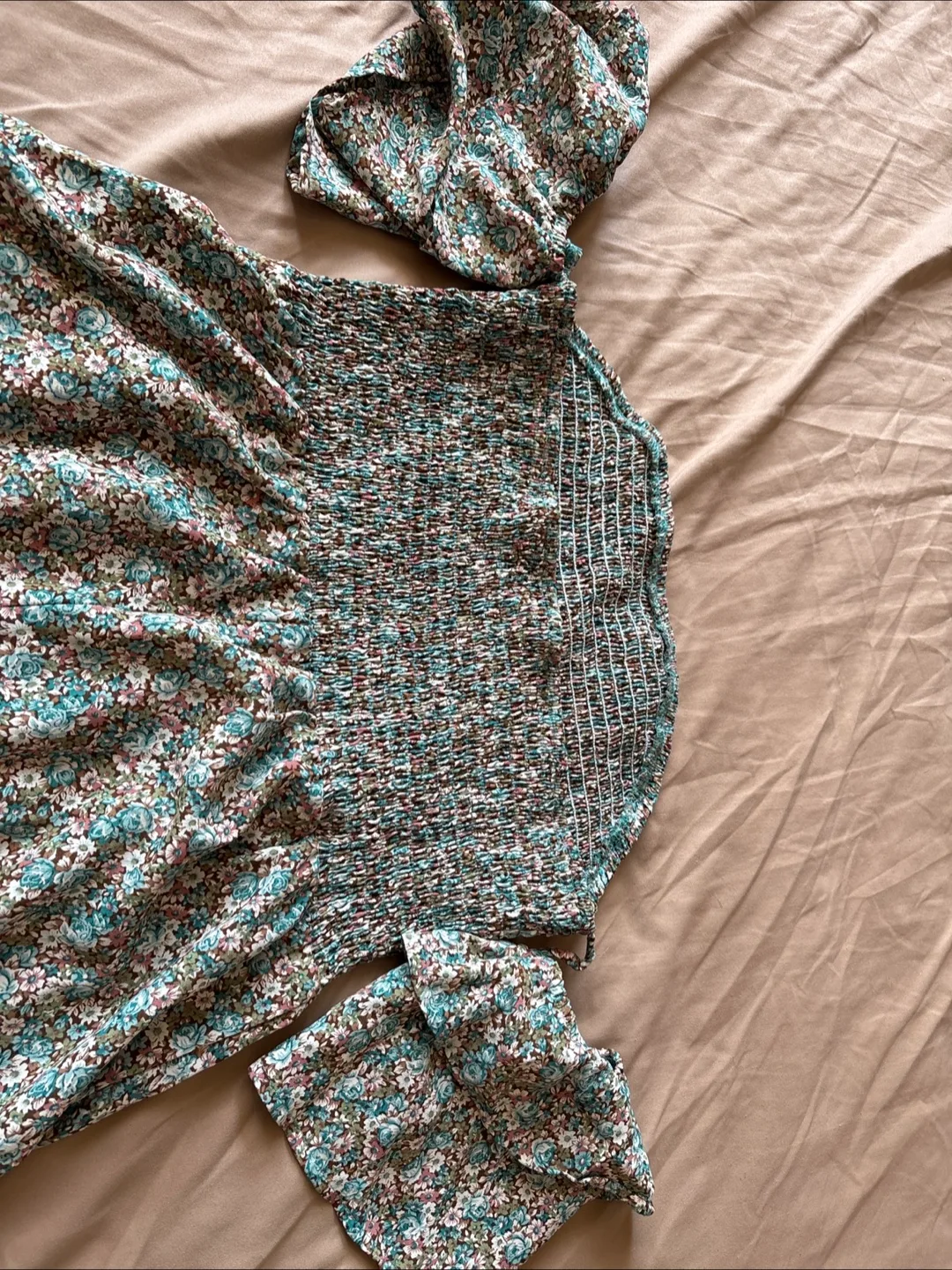 Floral Smocked Romper image indicator(4)