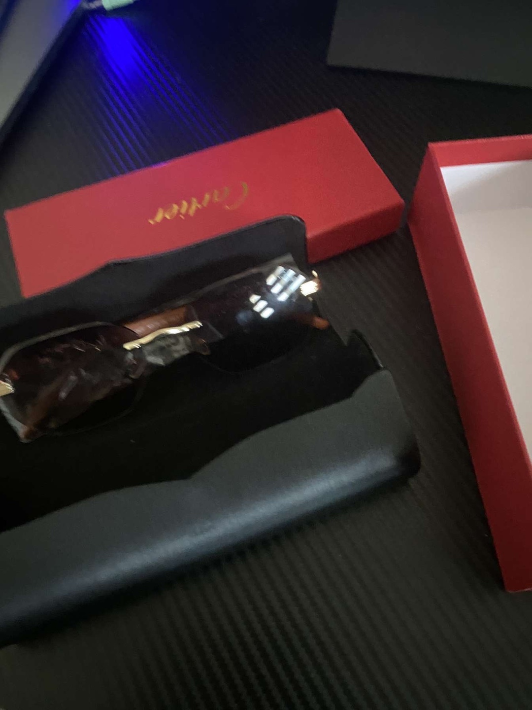 Cartier Metal Rimless Sunglasses Smooth Golden Finish - photo 3