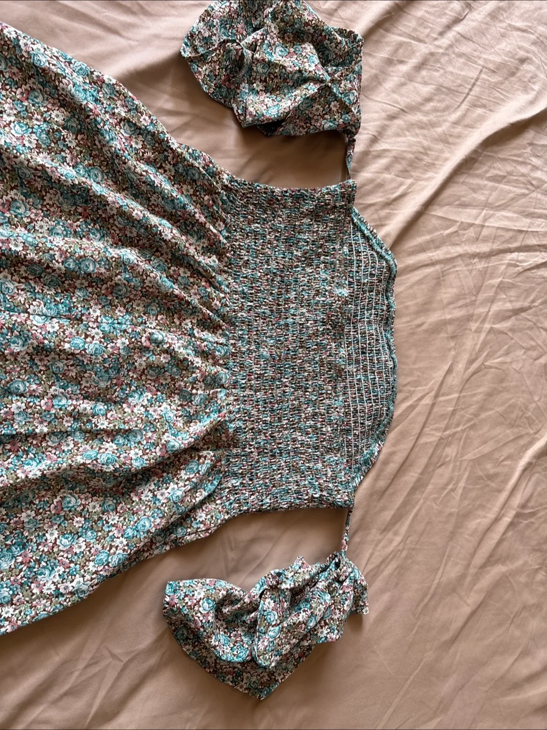 Floral Smocked Romper image indicator(5)