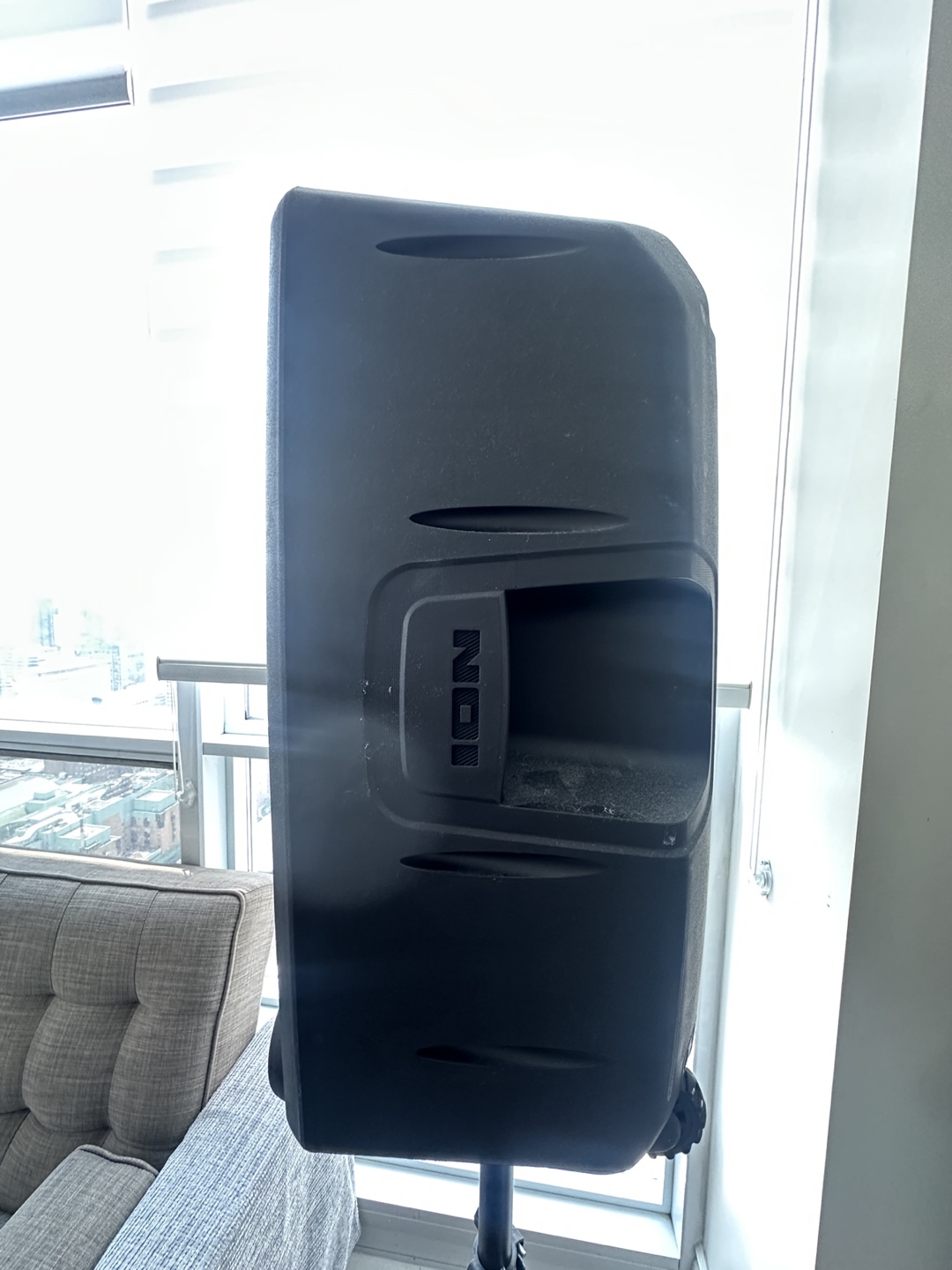 ION IPA88 Tailgater Portable Speaker - photo 4