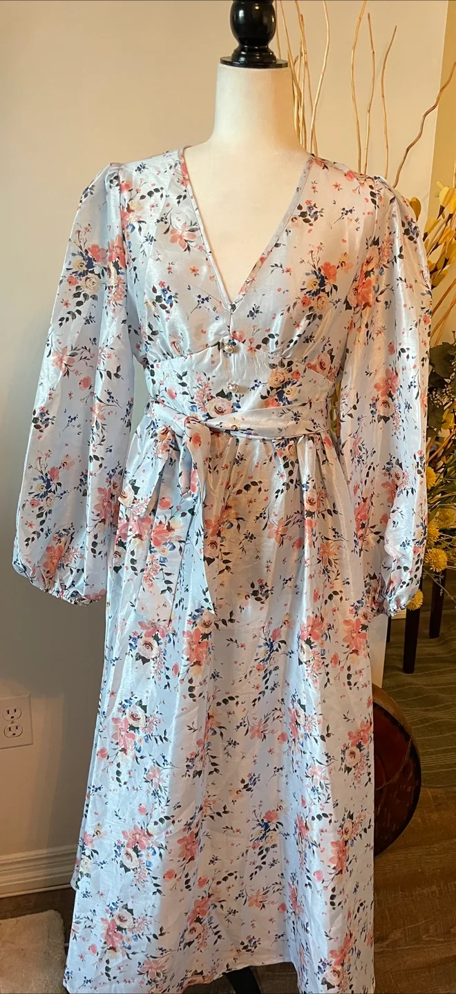 Floral Print Long Sleeve Dress thumbnail