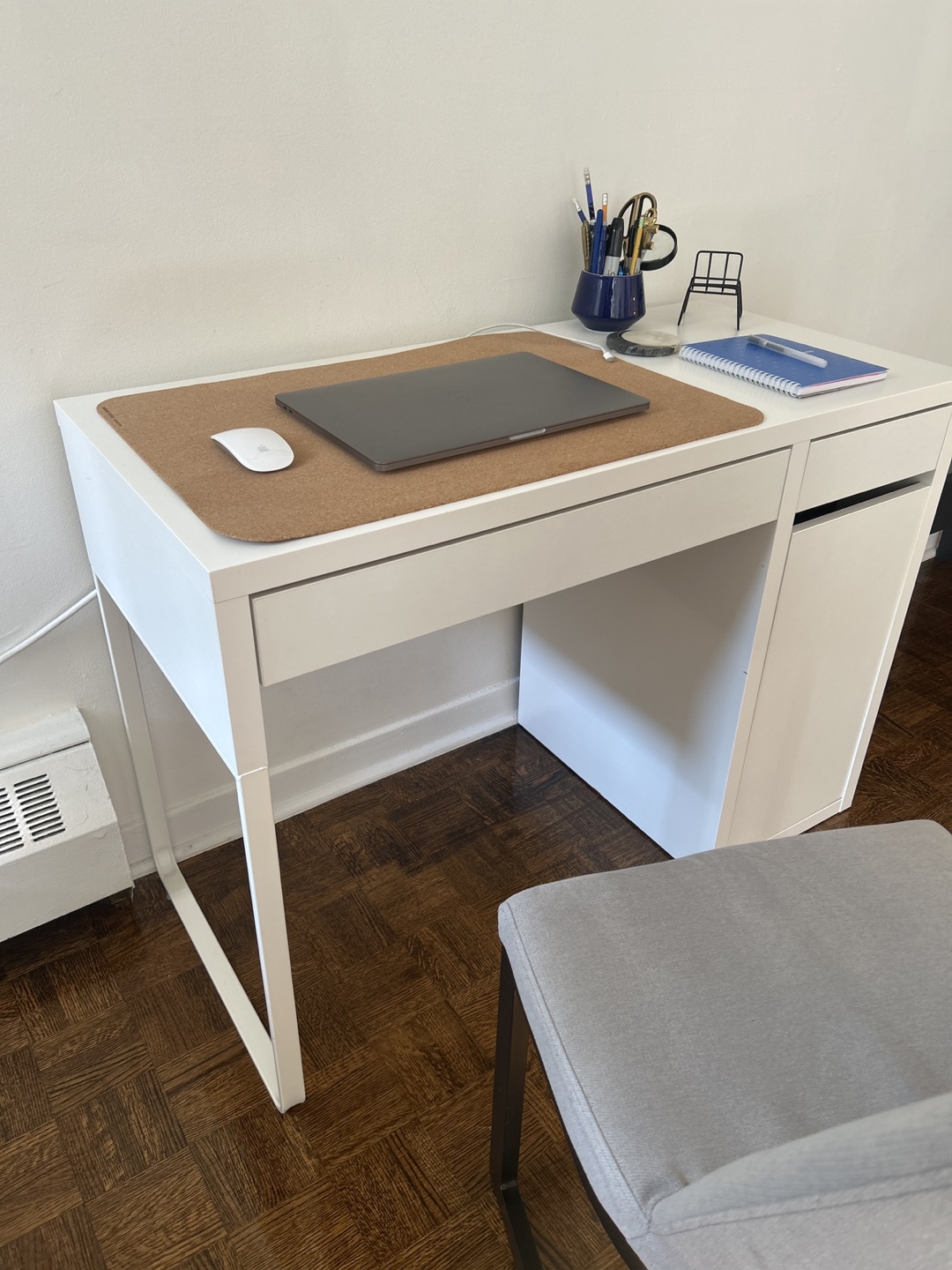 IKEA Micke Desk with Drawer - photo 3