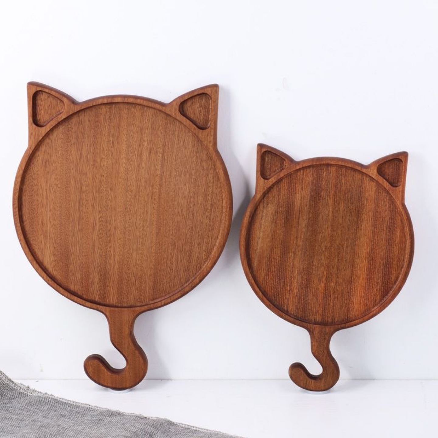 Wooden Cat Shaped Pizza Serving Board - photo 4