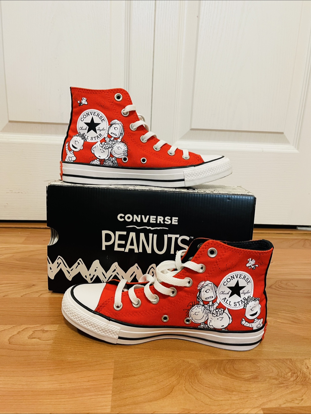 Converse Chuck -Peanuts Edition- unisex W7 M5