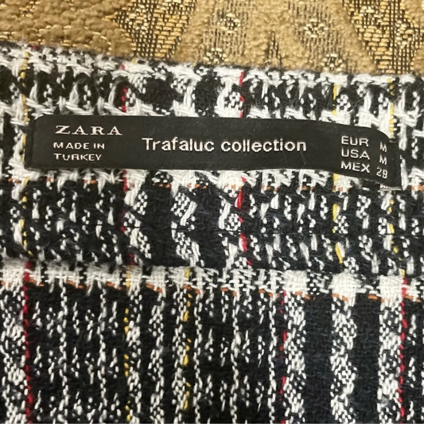 Zara Tweed Mini Skirt with Front Zipper image indicator(6)