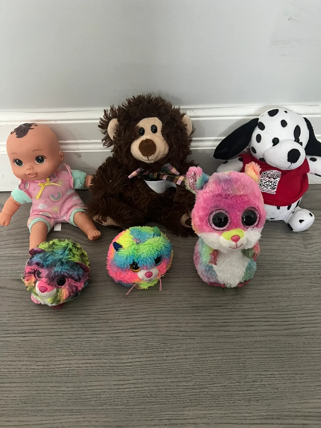 Assorted Plush Toys Bundle thumbnail
