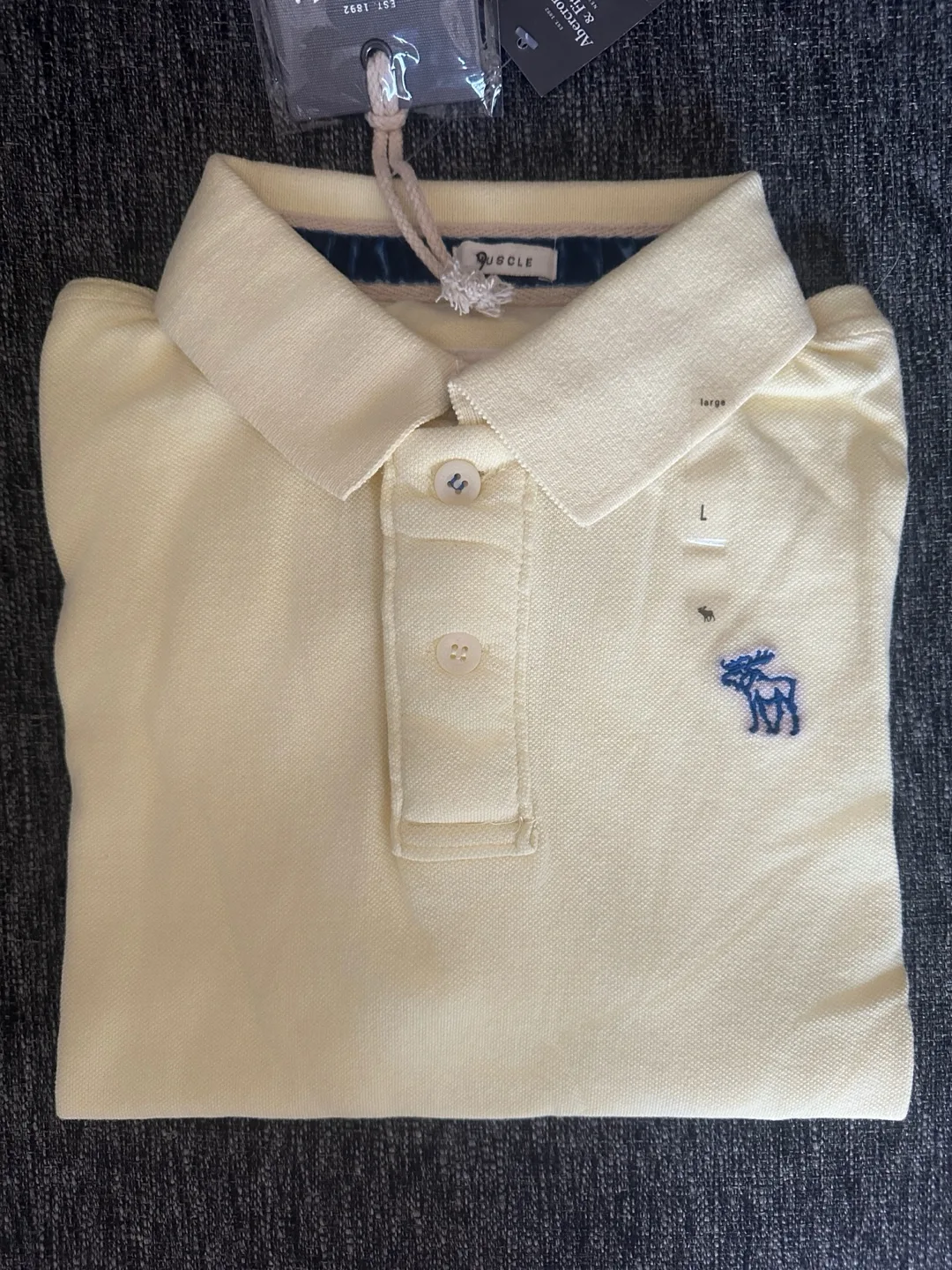 New Abercrombie & Fitch Polo - Large thumbnail