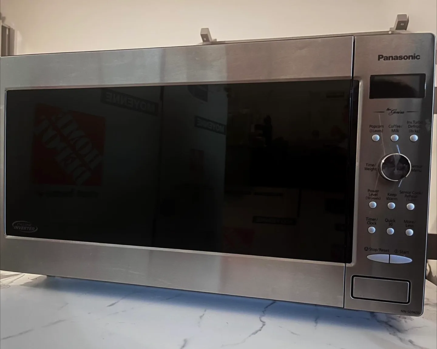 Panasonic Genius Inverter Microwave thumbnail