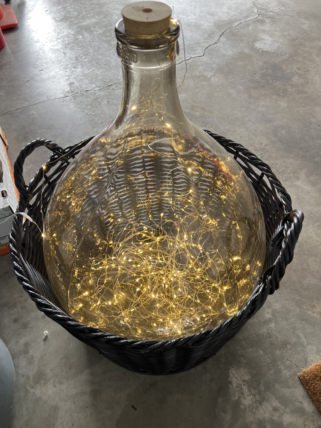 Wine carboy with basket carrier - photo 2