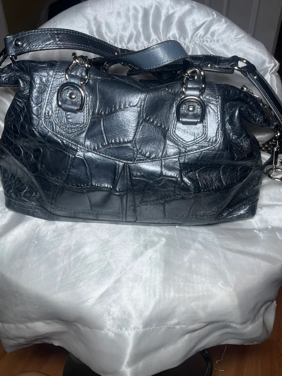 Coach Black Leather Satchel image indicator(4)