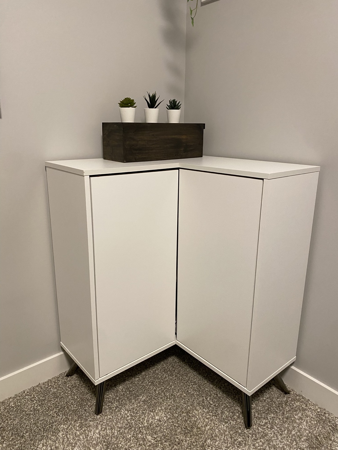 White Corner Cabinet with Shelves