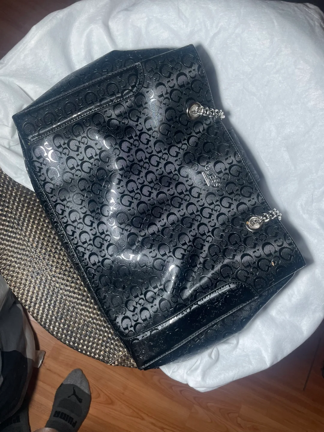 Guess Gabi Black Tote Bag image indicator(2)