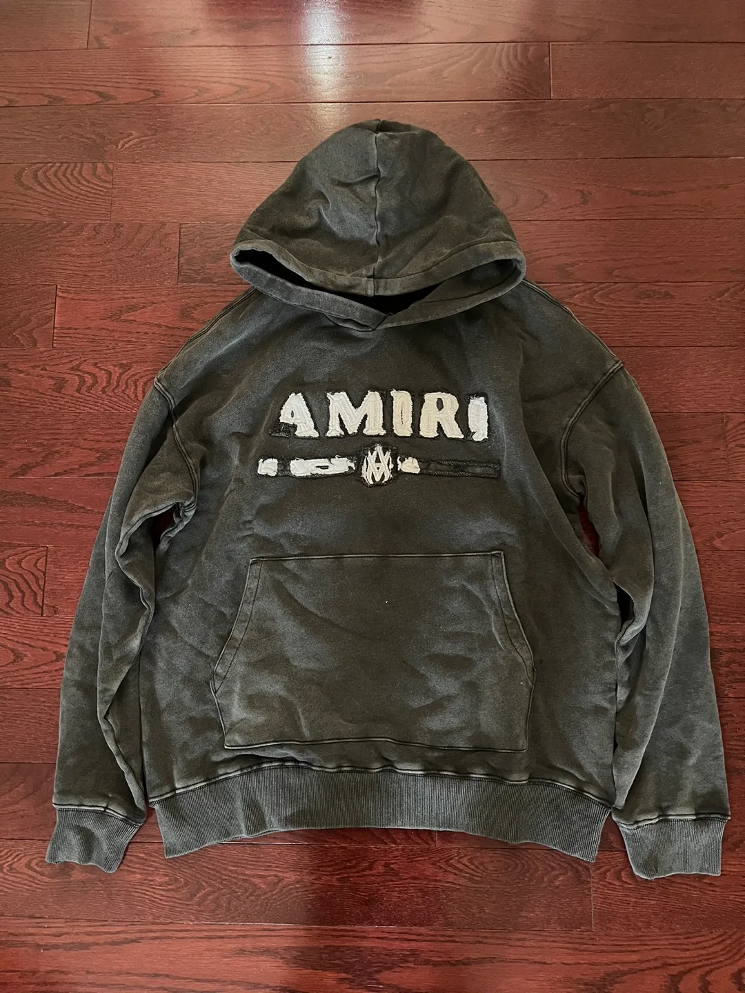 Brand new men’s Amiri hoodie thumbnail