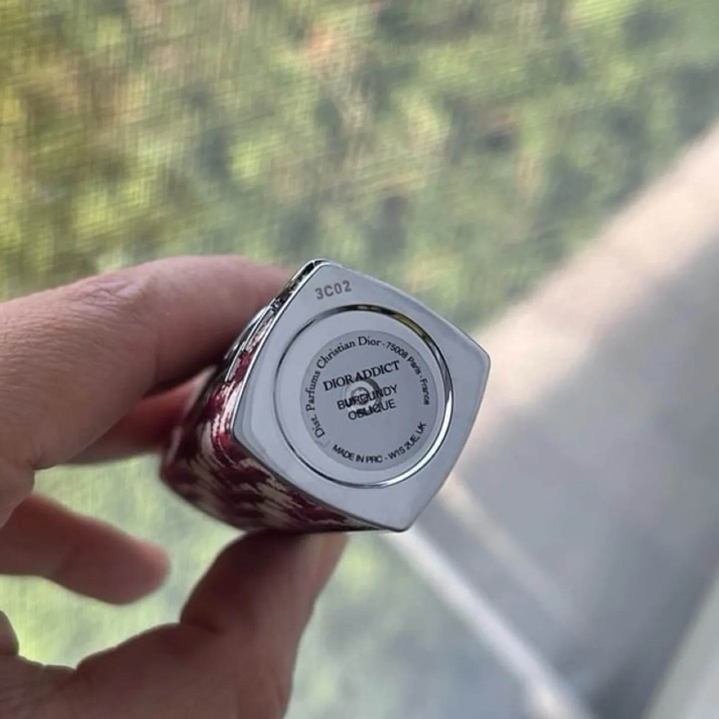 Dior Addict Burgundy Oblique Lipstick Case image indicator(3)