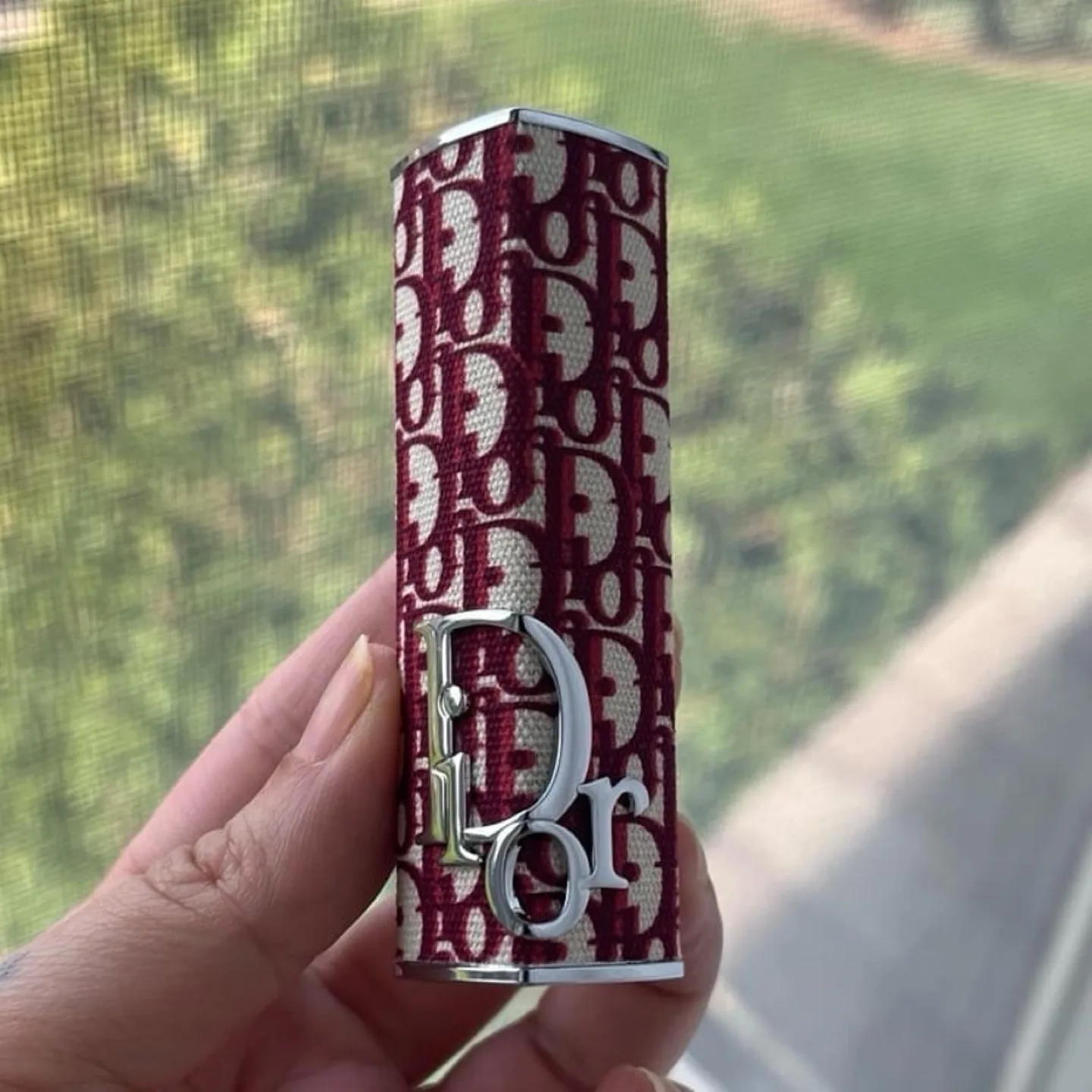 Dior Addict Burgundy Oblique Lipstick Case image indicator(2)