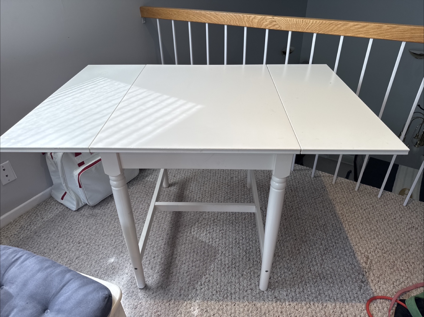 Small table and chairs - photo 3
