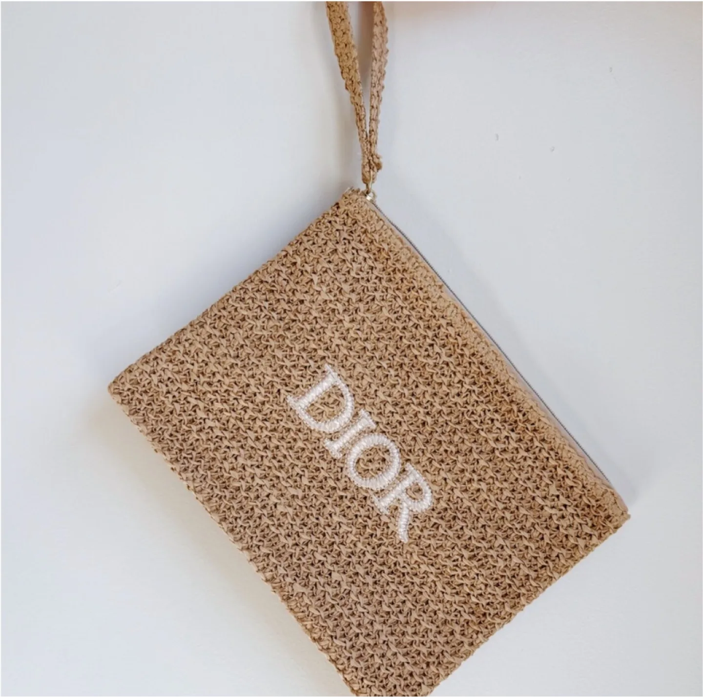 Dior Straw Cosmetic Clutch/ Cosmetic Bag image indicator(2)