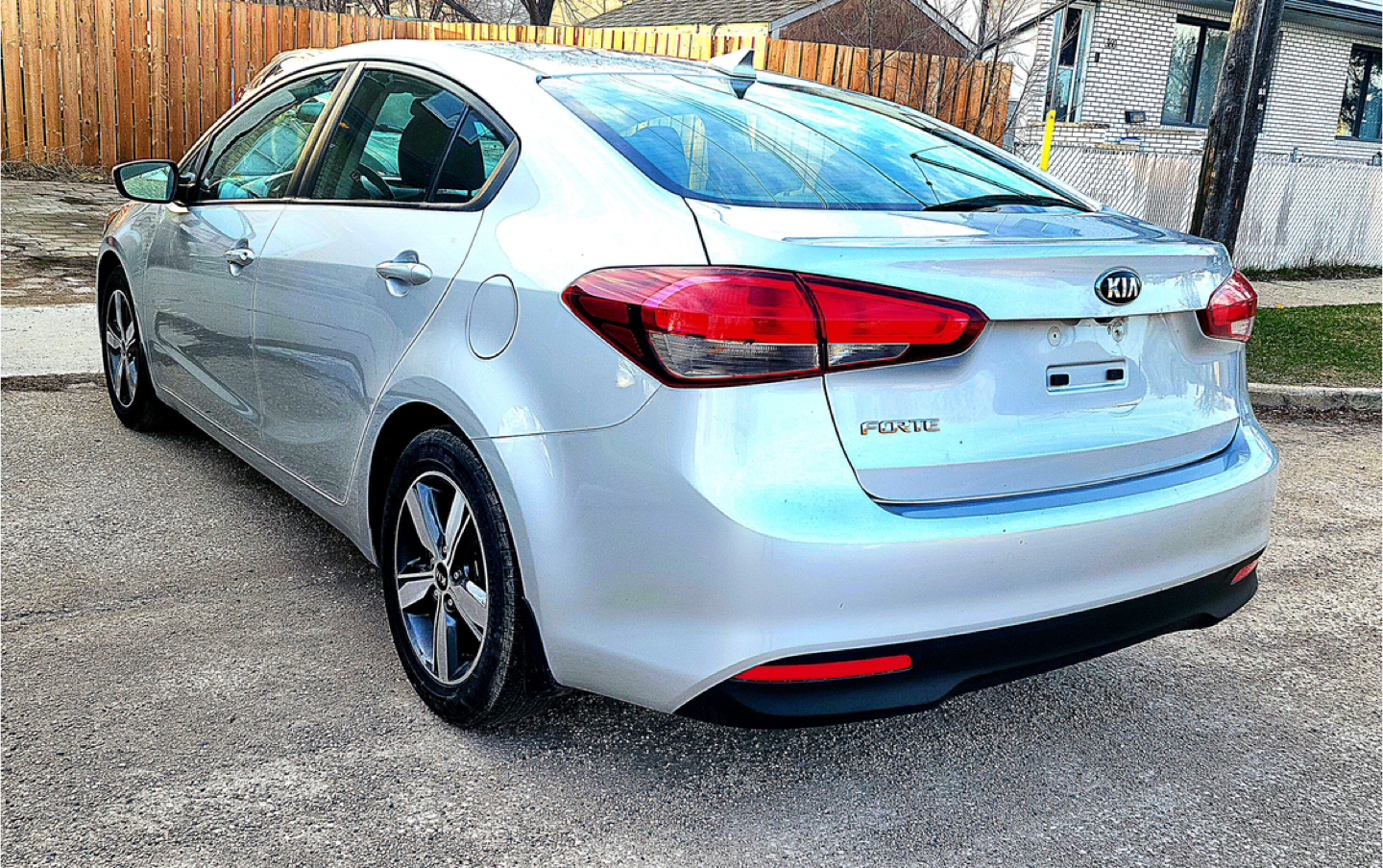Kia Forte 2018 - photo 3