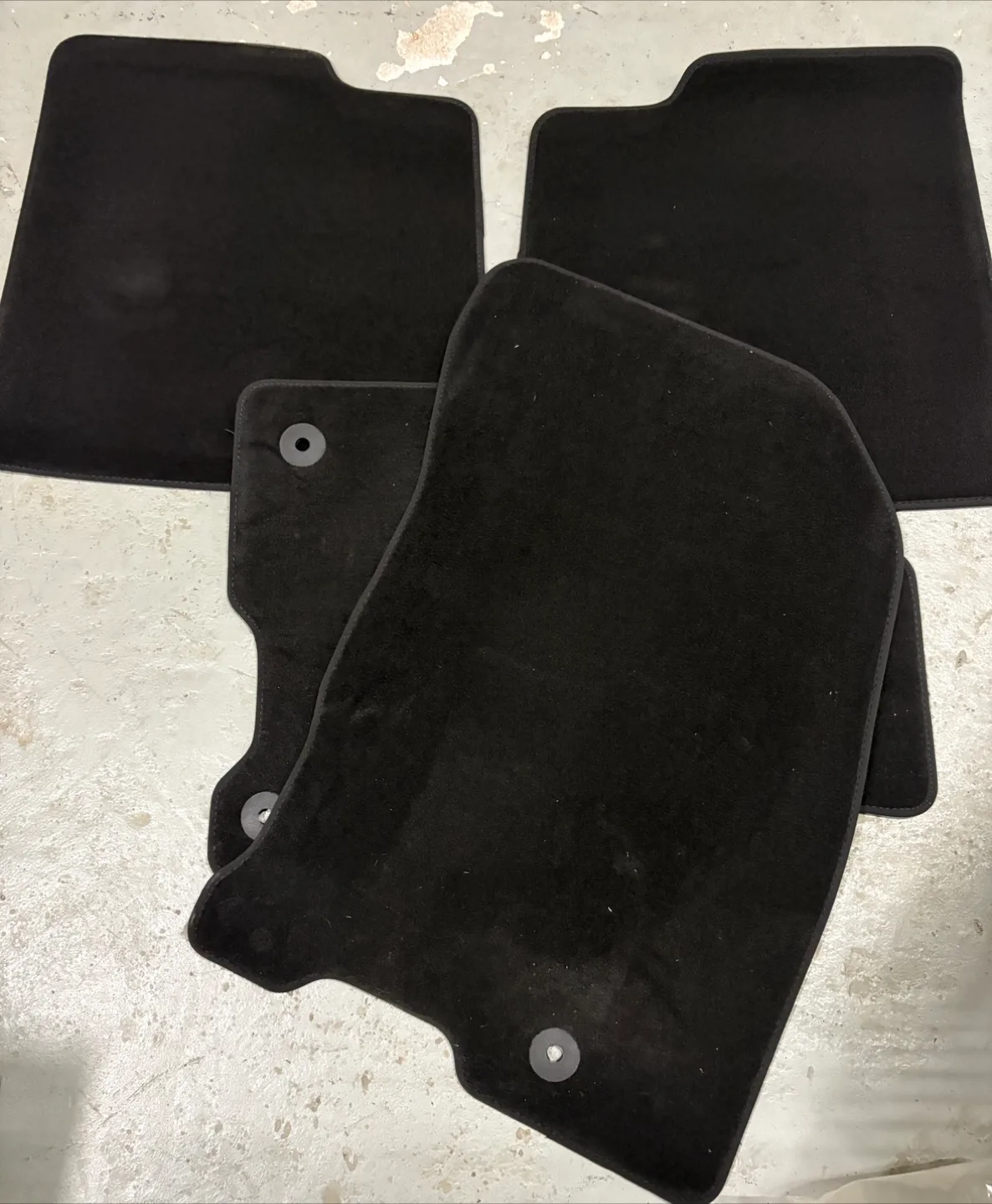 NEW Black Lincoln Floor Mats thumbnail