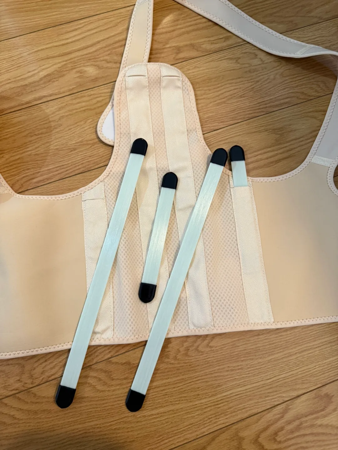 Fit Geno Back Brace & Posture Corrector 🇨🇦 image indicator(4)