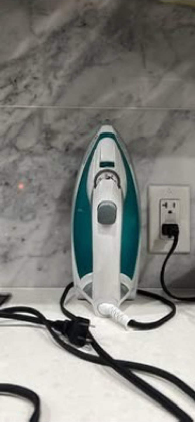 Black+Decker Steam Iron