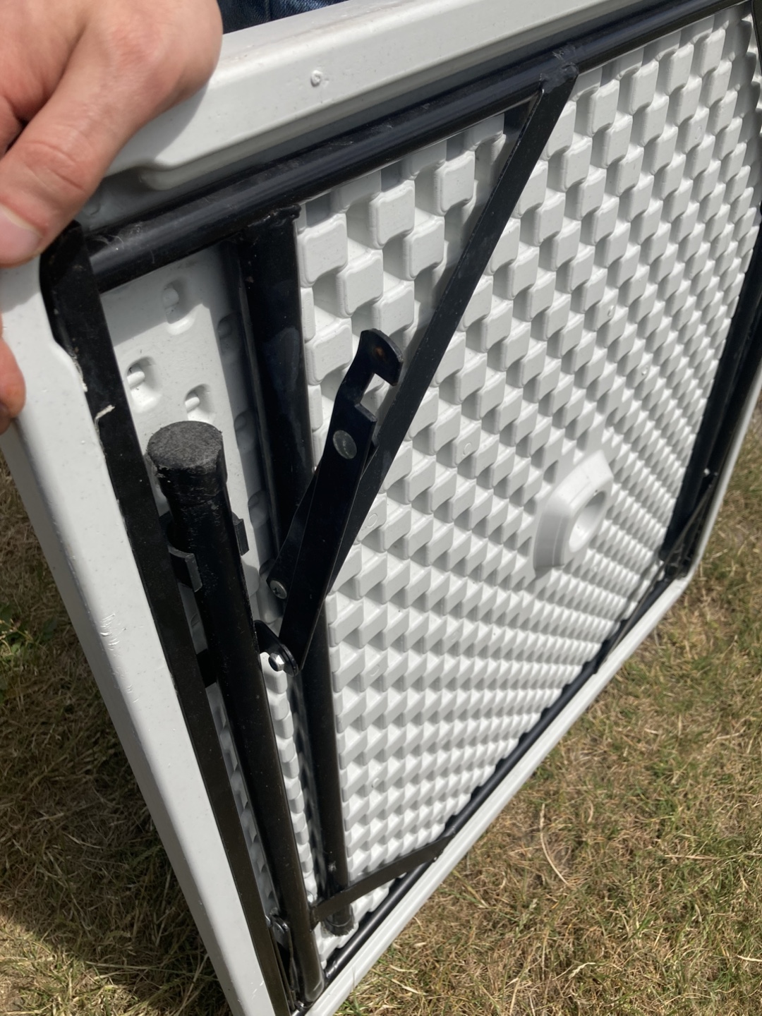 [Free] Folding table - photo 4