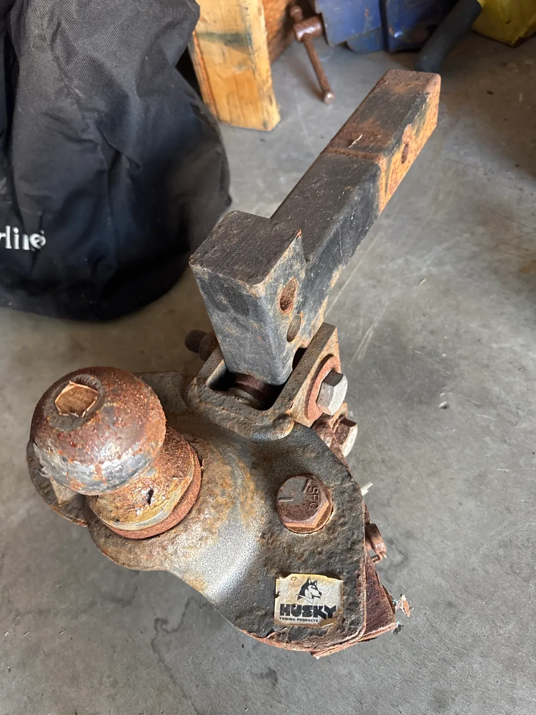 Husky Towing Hitch thumbnail