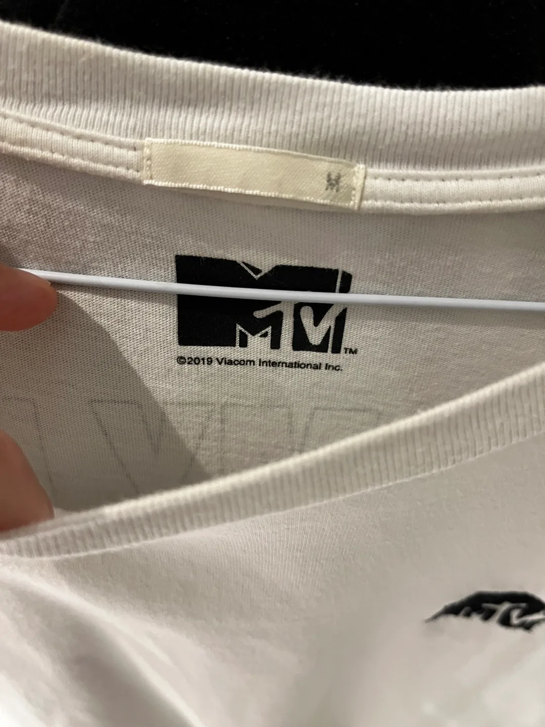 GU - MTV T shirt image indicator(4)