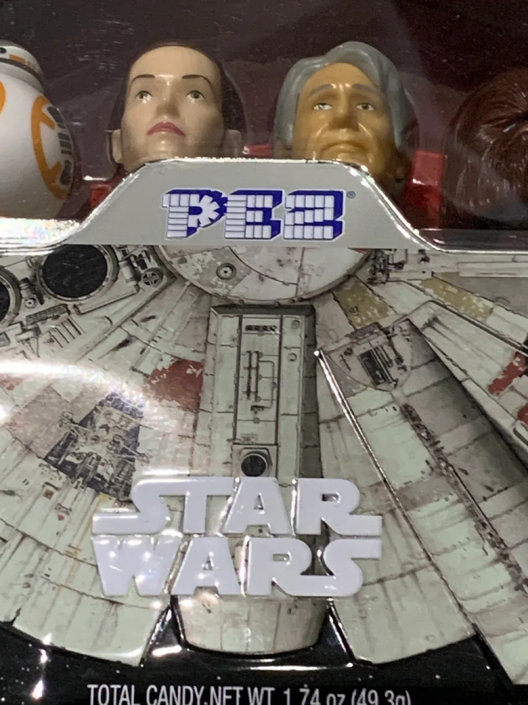 PEZ Candy Star Wars Millennium Falcon Gift Tin. image indicator(4)