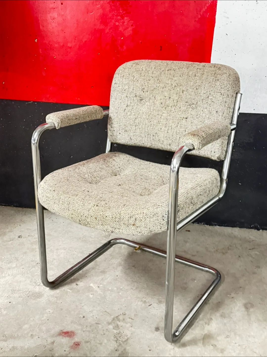 Modern mid century Cantilever Chair thumbnail