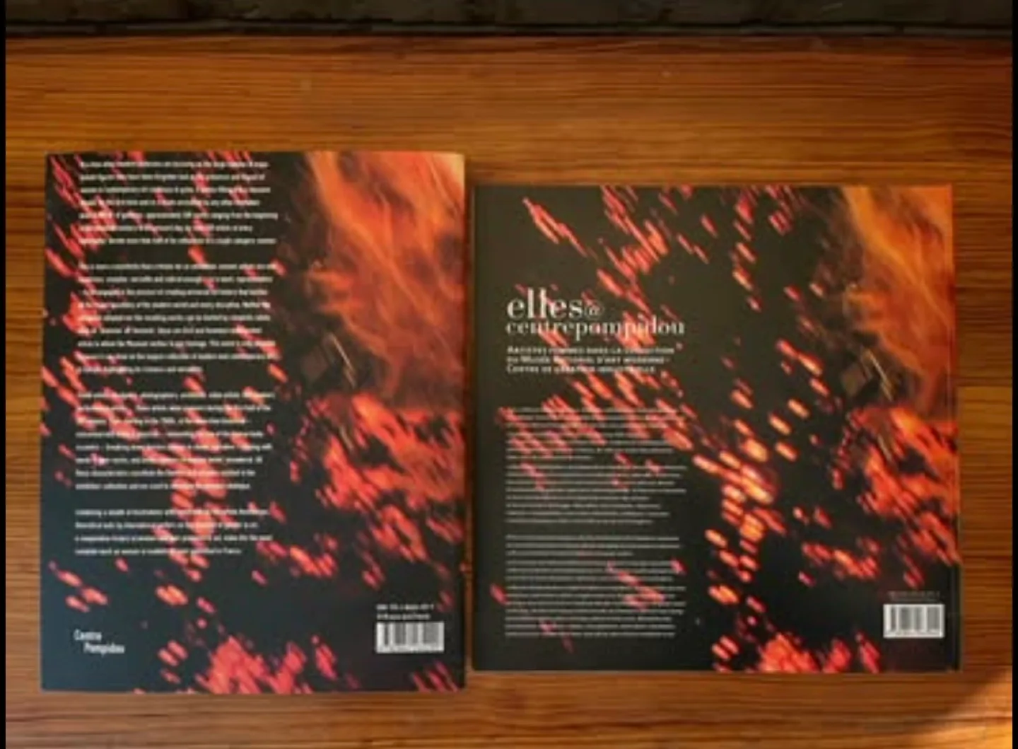 Women Artists: Elles @ Centre Pompidou (2 books/catalogues) image indicator(2)