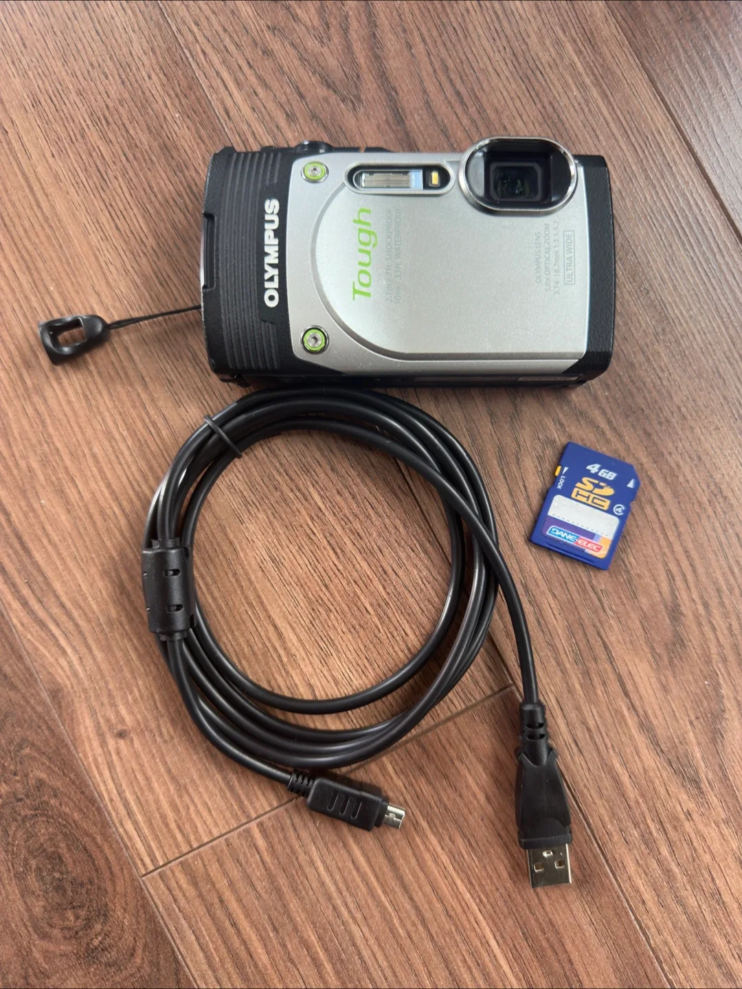 Olympus Stylus Tough TG-850 Digital Camera 2014