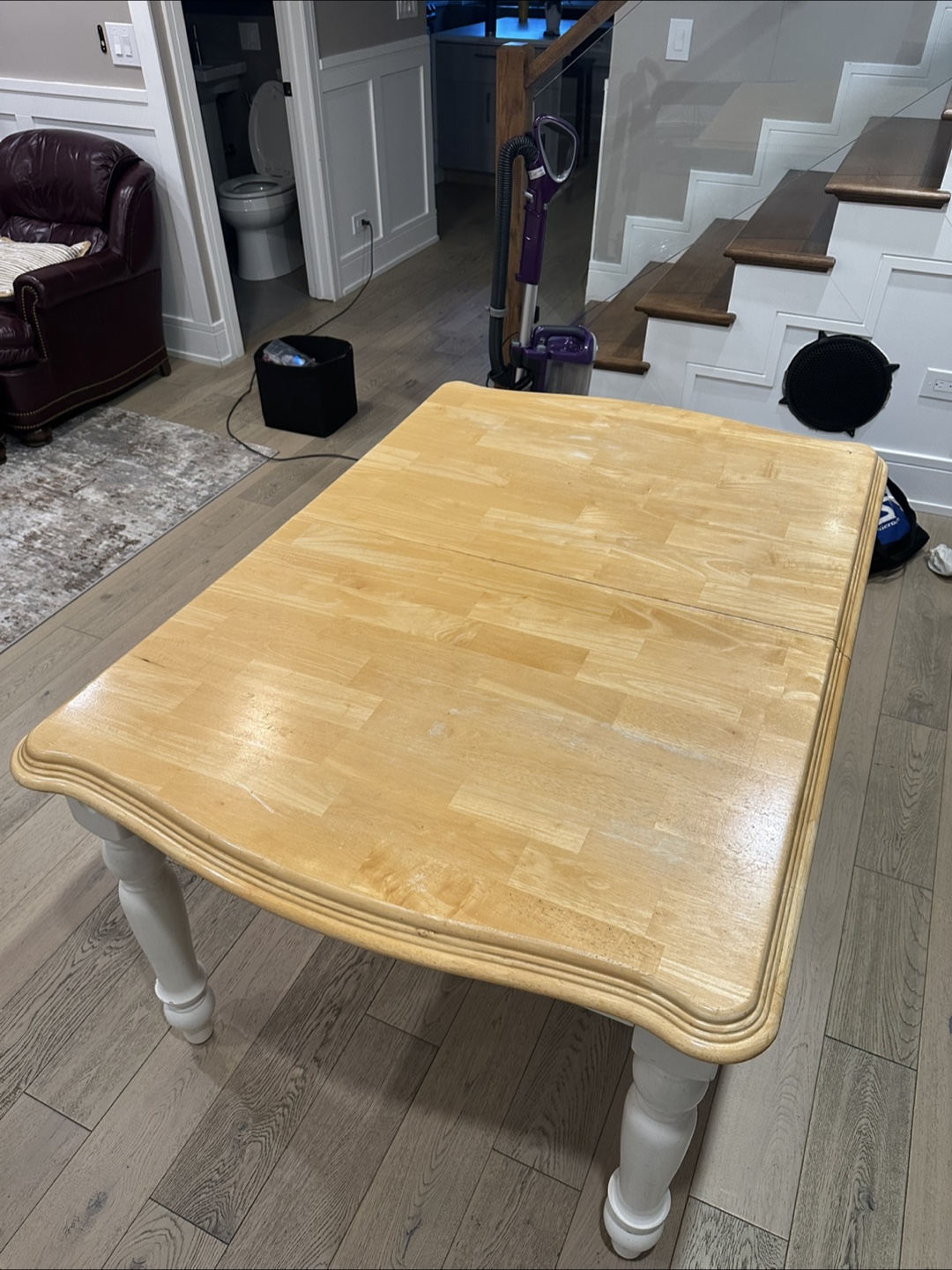 Extendable Wooden Dining Table with 4 chairs