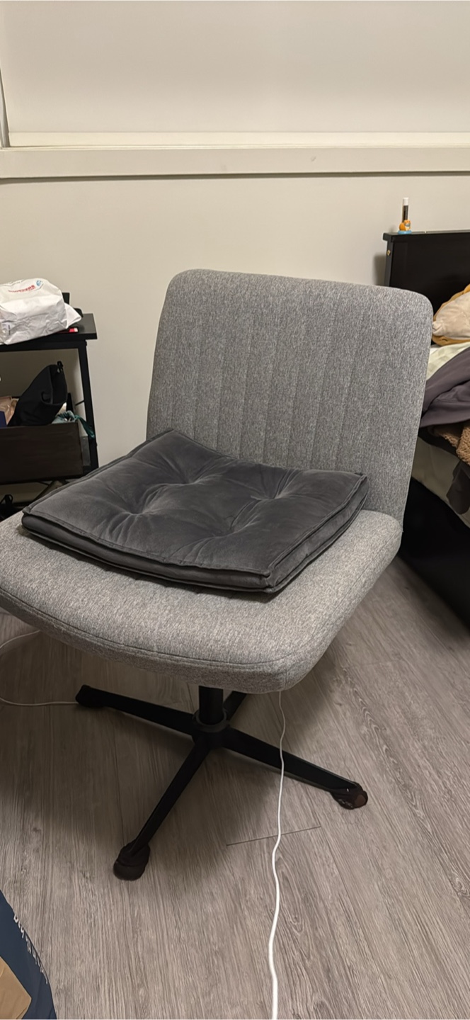 Grey Adjustable Office Chair - photo 2