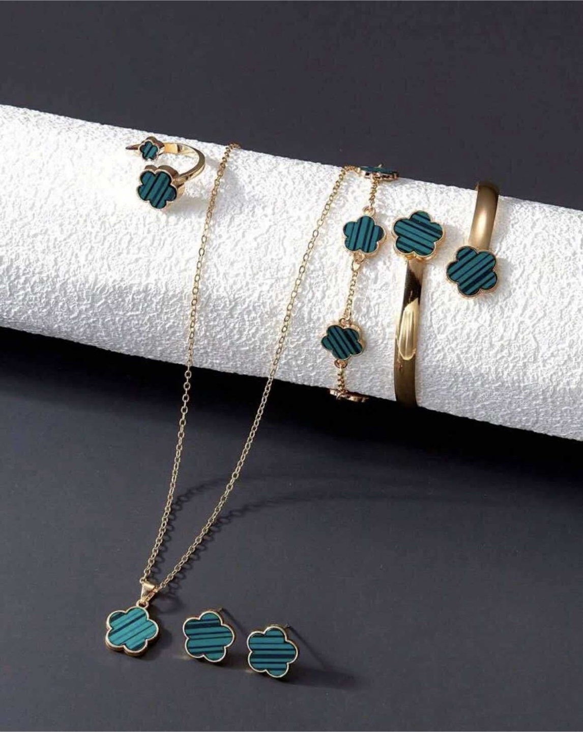 Flower Design Jewellery Set - Necklace, Ring, Earrings, Bracelet - photo 2