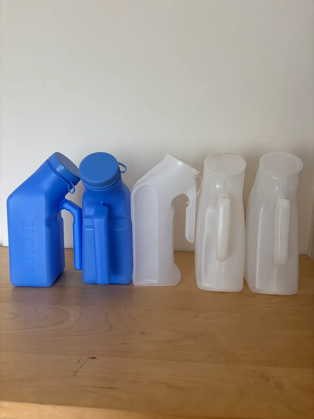 5 Brand New Male Urinals – 1L Each 🇨🇦 thumbnail