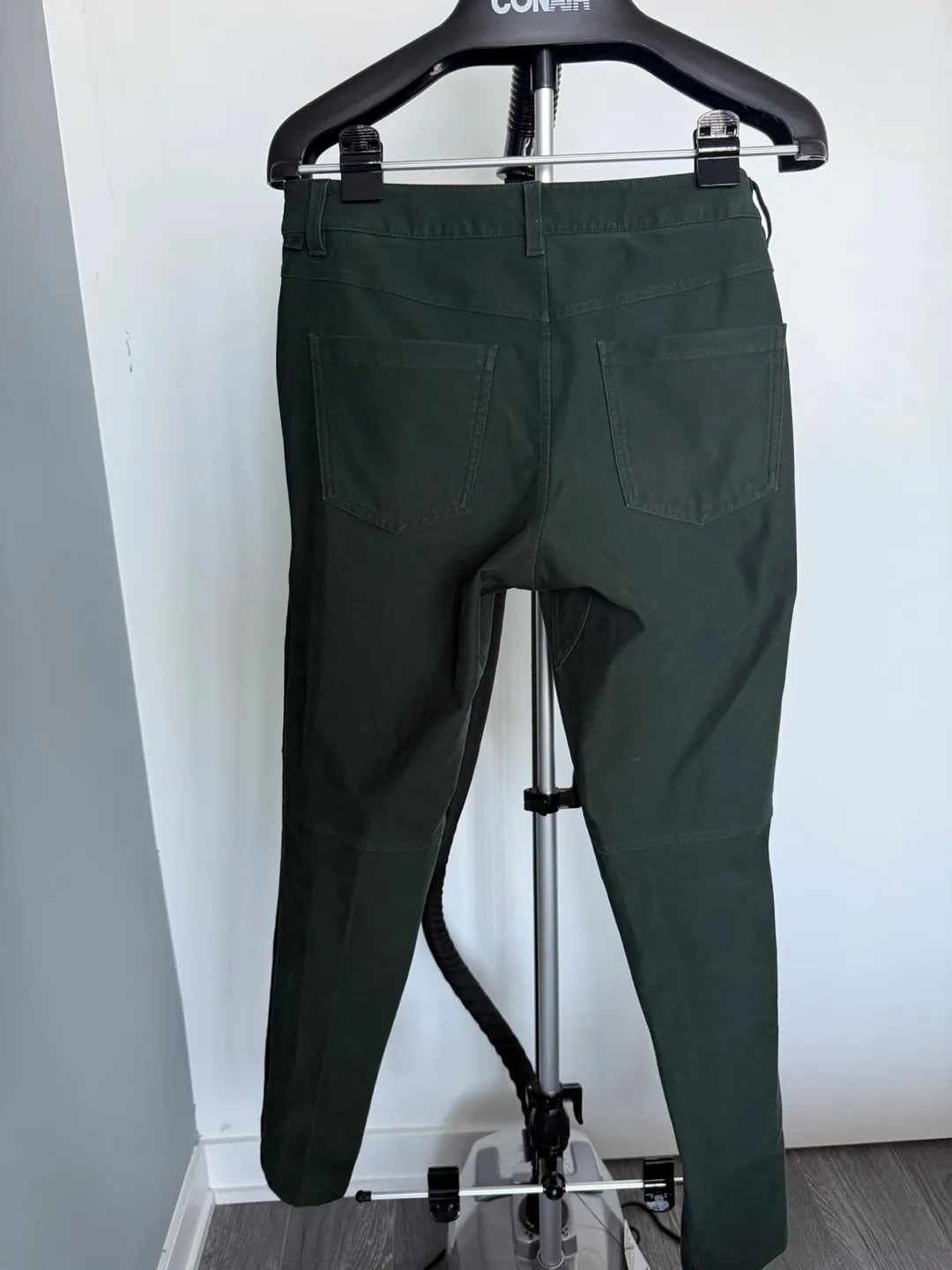 Lululemon ABC Skinny Pant  31/32 Utilitech Rainforest Green image indicator(2)