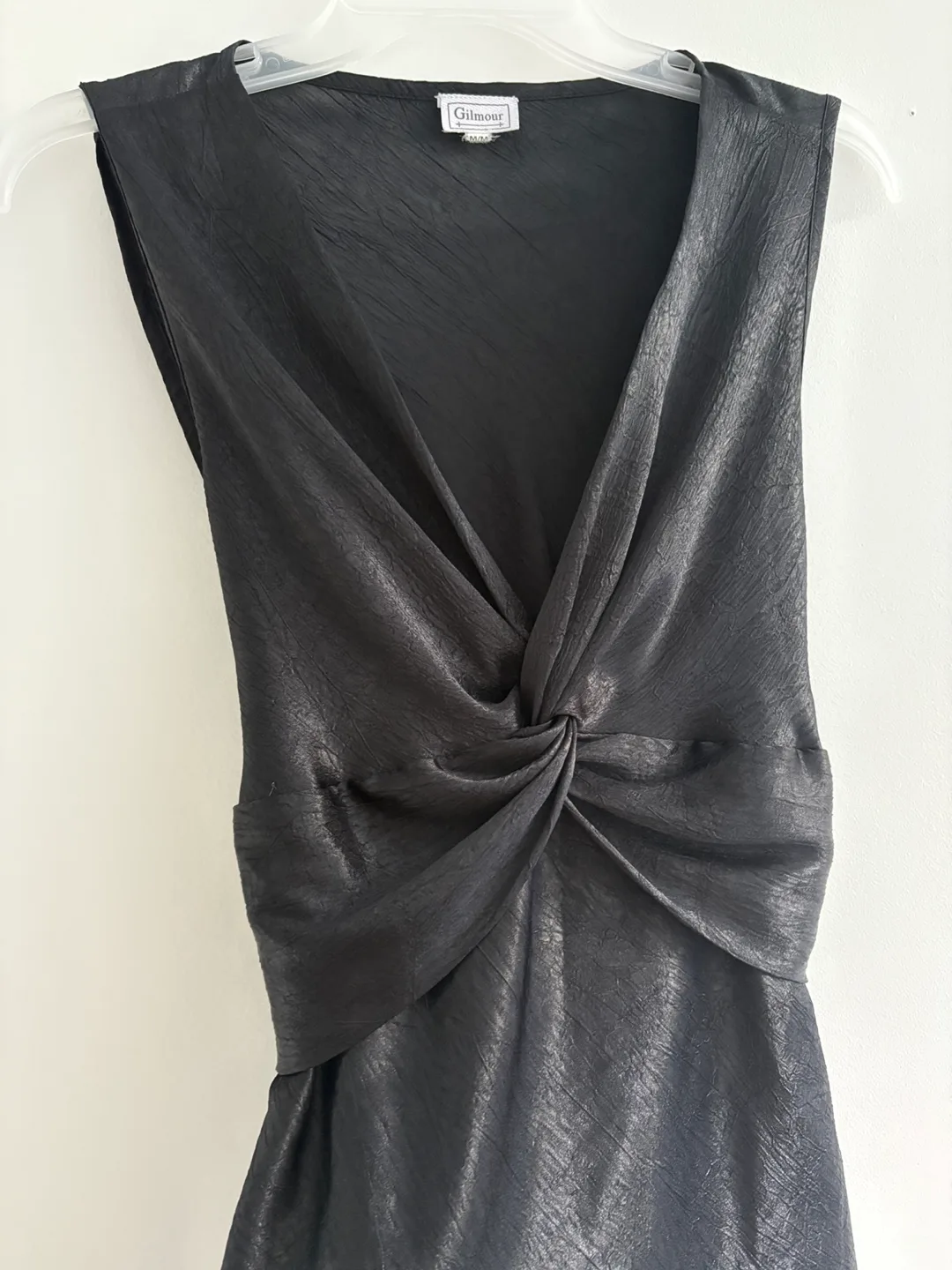 Gilmore Black Sleeveless Top - Size M image indicator(3)