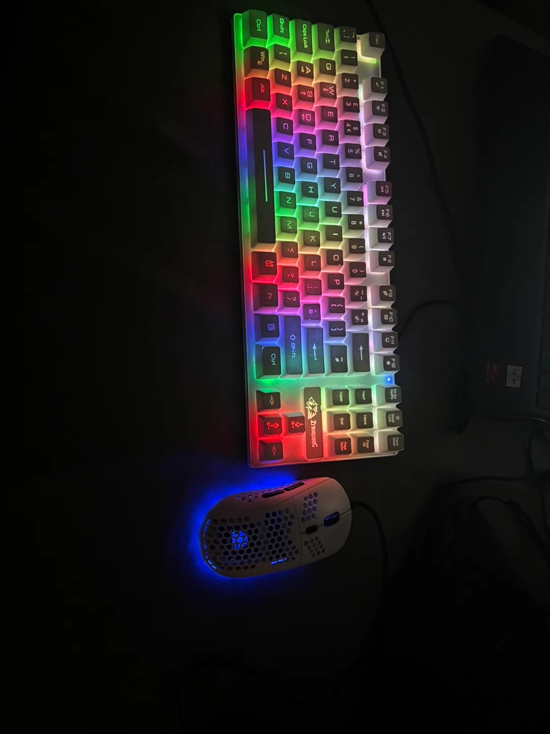 Glorious PC Gaming Race Keyboard & Mouse image indicator(2)