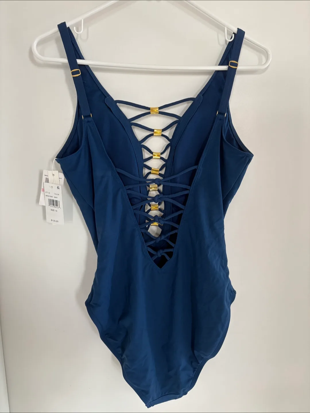 NWT $135 sell for $65 Sexy Flattering Swimsuit thumbnail