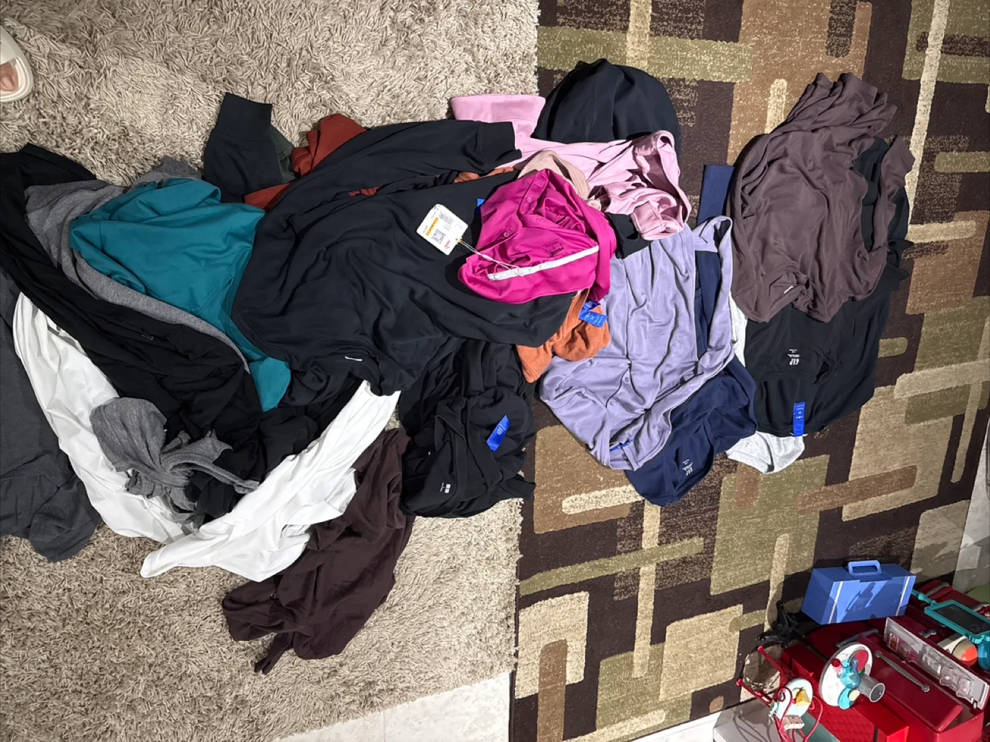 Assorted Women's Clothing Bundle thumbnail