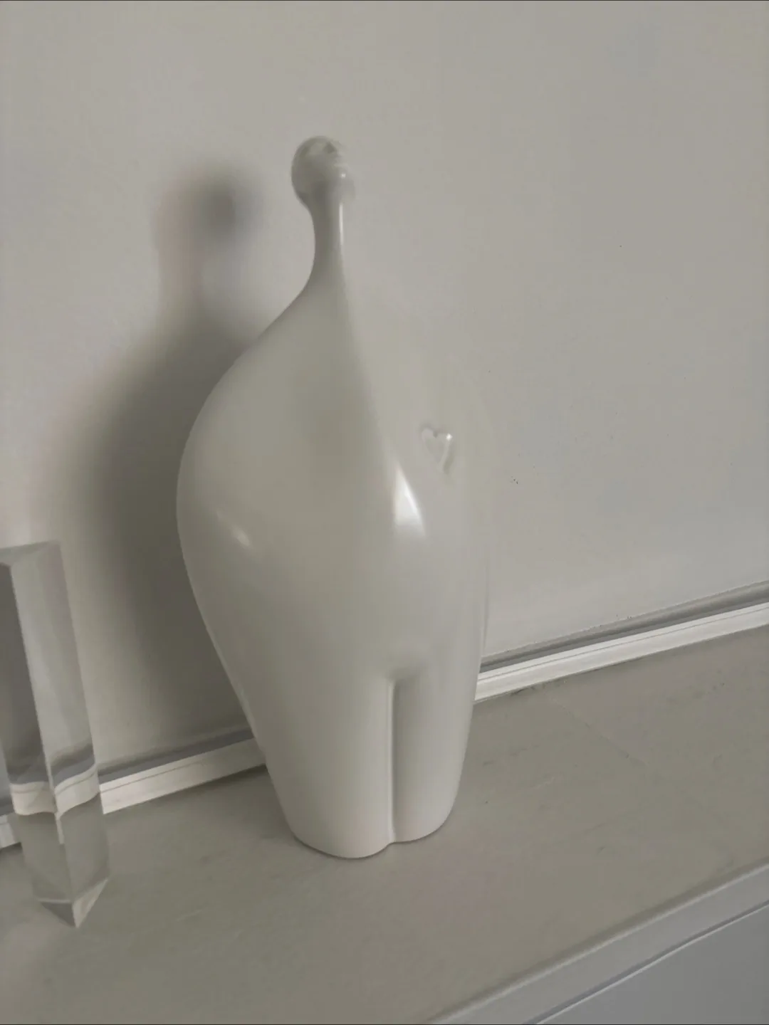 🇨🇦MELETĒ White Ceramic Sculpture thumbnail