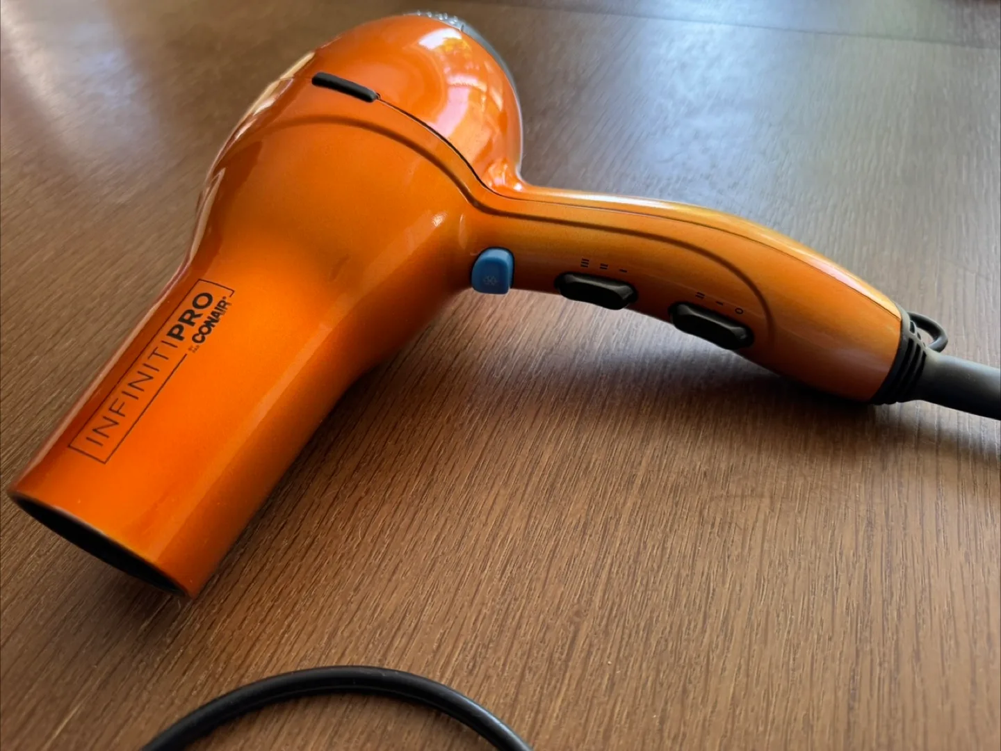 InfinitiPRO by Conair Hair Dryer image indicator(4)